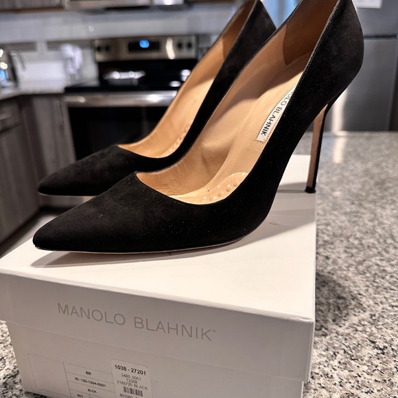Manolo Blahnik Bb Crepe 90mm High-heel Pumps - Picture 6 of 13